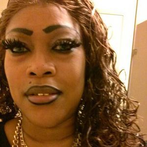 Meet your Posher, Neda